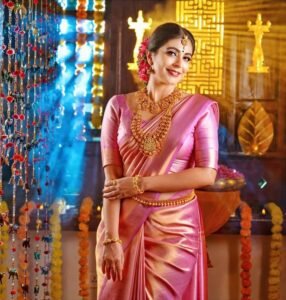 pink-silk-saree-bride_leona-lishoy