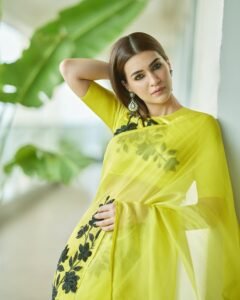 yellow-saree_kriti-sanon