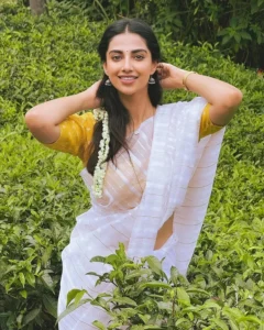 white-saree-tea-plantation_meenakshi chaudhary