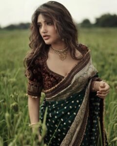red-blouse-green-dot-silk-saree_sreeleela