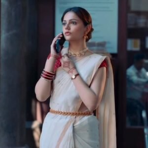 white-saree-phone_aneet-padda