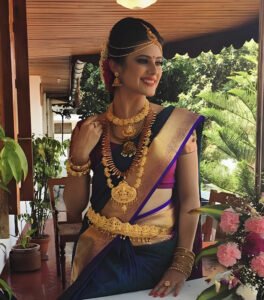 onima-kashyap-saree-jewels